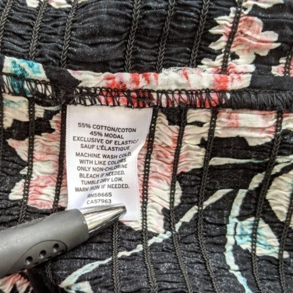 New W Tag BP 4X Plus Black Floral Halter Tank Top Shirt Tie Straps Shirred - Picture 6 of 7